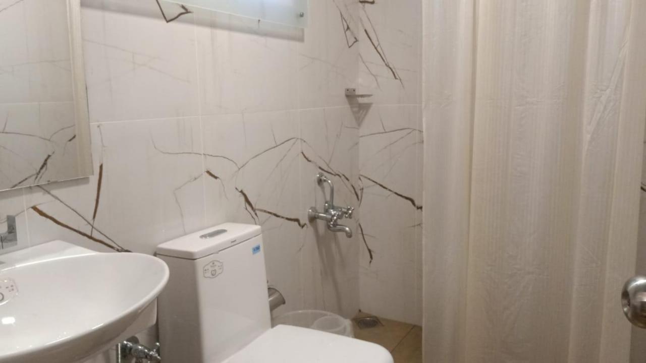 Ats Willingdon Hotel Kochi Zewnętrze zdjęcie