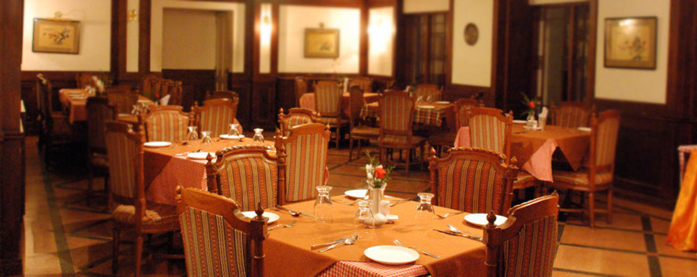 Ats Willingdon Hotel Kochi Zewnętrze zdjęcie
